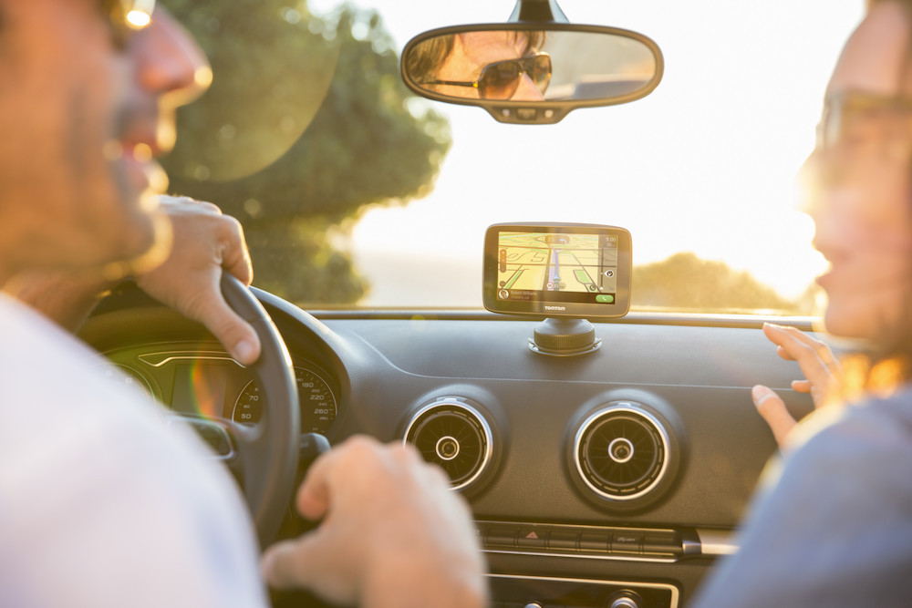 Slimme satellietnavigatiesystemen uit de TomTom GO-reeks uitgebreid met Wi-Fi®, spraakbesturing en routevoorspelling