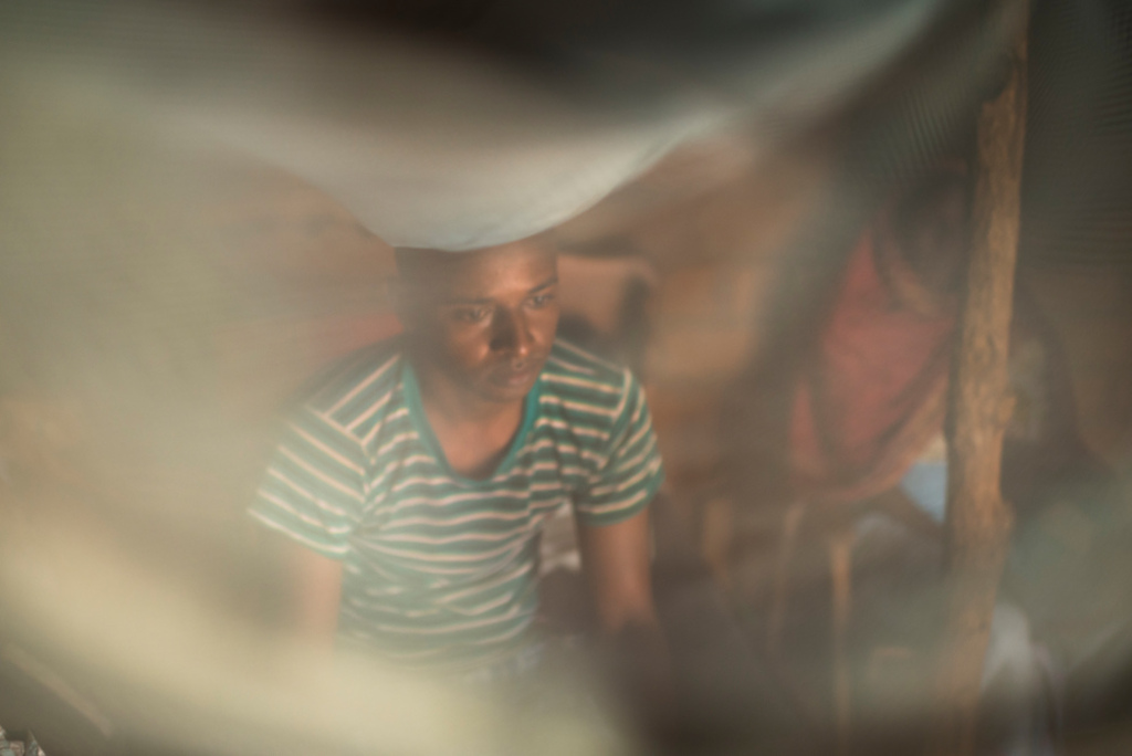 Karim, 26, father of two. “I’ve been disabled for several years now. When the conflict resumed on 21 November 2016, everybody fled to hide, but I couldn’t. I was seated in front of the house. My mother ran to me despite the bullets, and she got me into the house. I was hit by four bullets in the back. My mother risked her life that day. My wounds worsened my handicap: I can’t stand now, even with the help of a stick. Everything has become very complicated for me in the past four months”. Photographer: Colin Delfosse