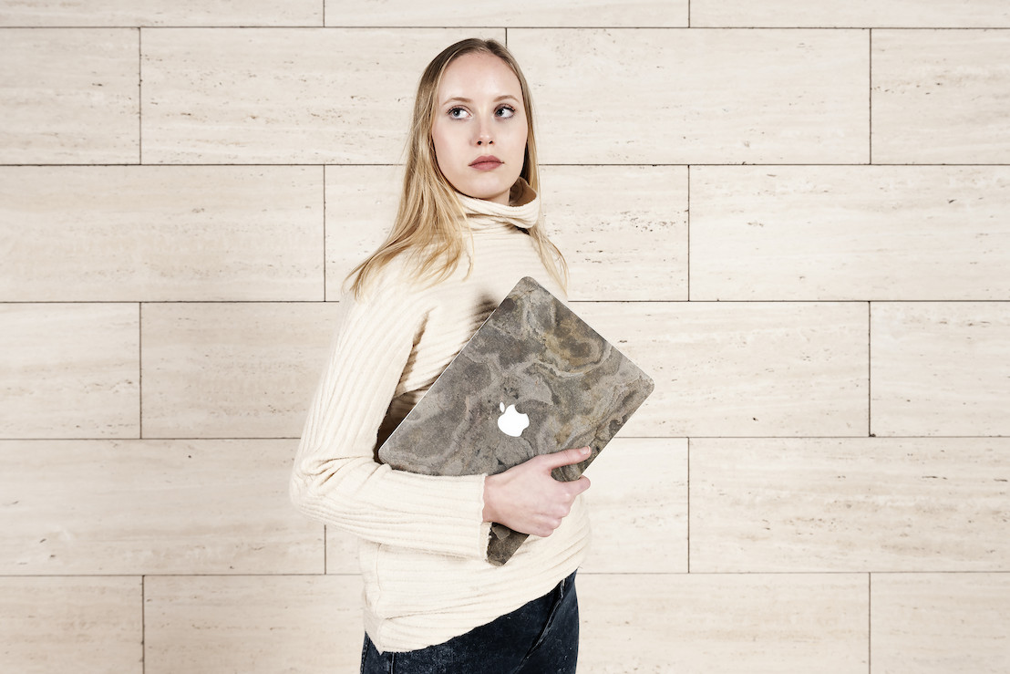 Designbureau Bambooti lanceert collectie stenen covers voor MacBook en smartphone