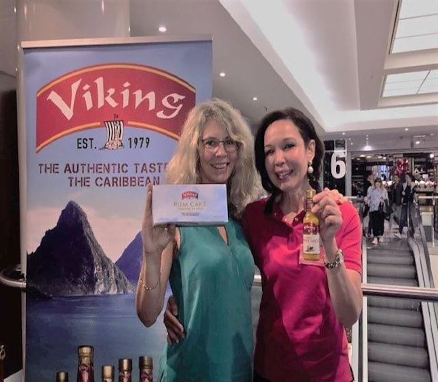 (L-R) Dr. Evita Schmieg, Forschungsgruppe (Research group) EU/Europa and Ms. Gizelle Fleischhacker, Marketing Director of Viking Traders Limited.