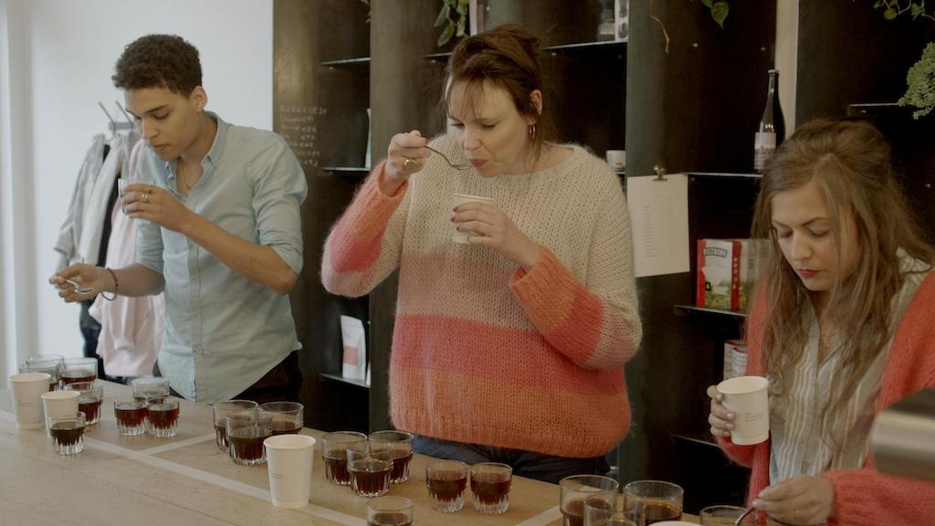 Frances Lefebure, Liesa Naert & Aster Nzeyimana - Weg zijn wij (c) VRT