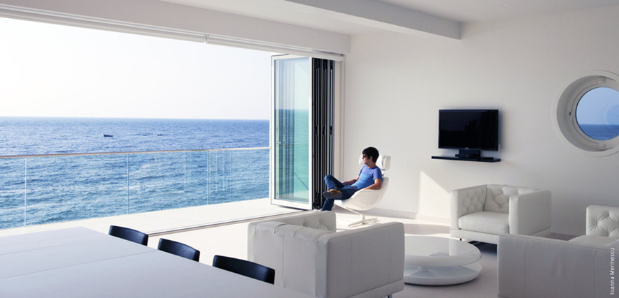 REYNAERS’ NEW CF 68 FOLDING DOOR SYSTEM