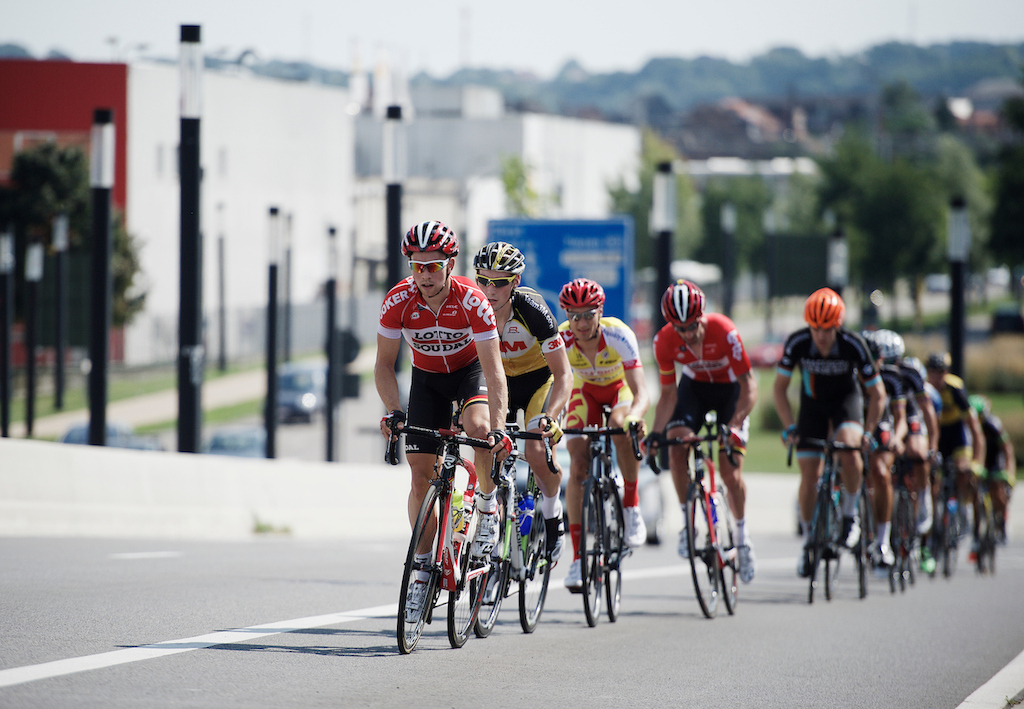 (c) Kramon cyclo-photography