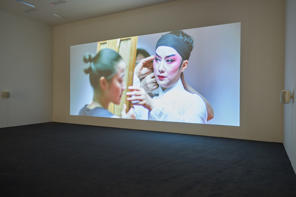 Sarah Morris. Film: Beijing (2008)<br/>35mm, 84 min. 47 sec.<br/>Courtesy of Parallax<br/>(c) Dirk Pauwels