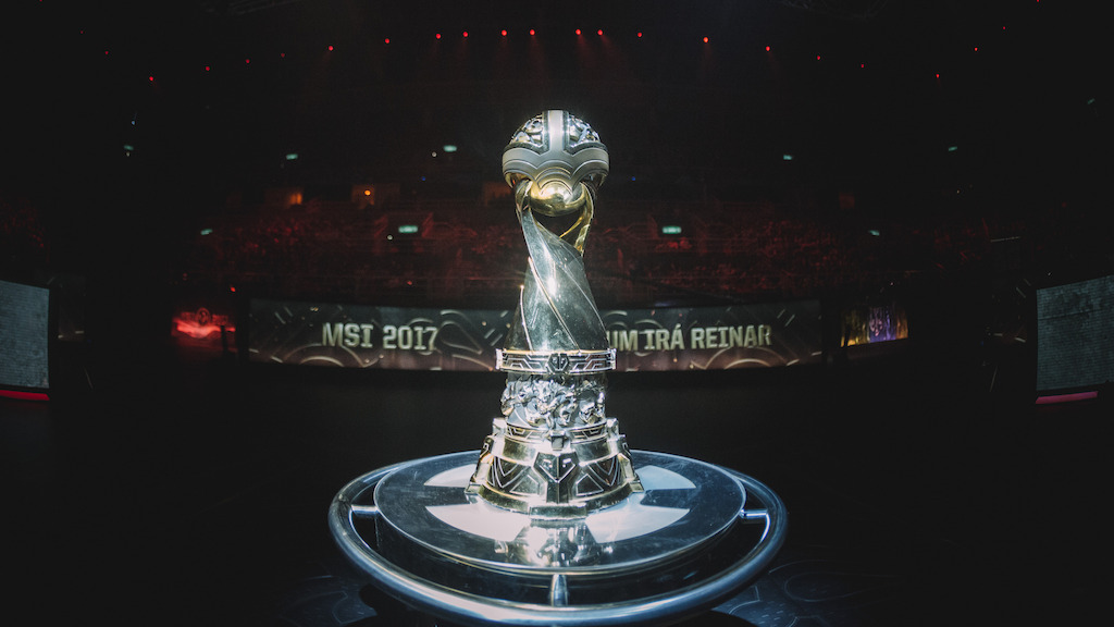 El trofeo de MSI