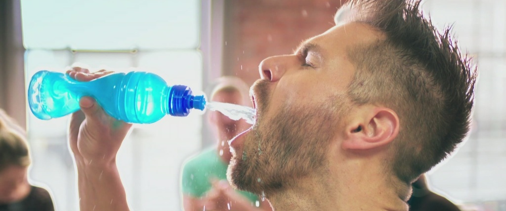 Sportdrank: onmisbaar?<br/>Over eten (c) VRT