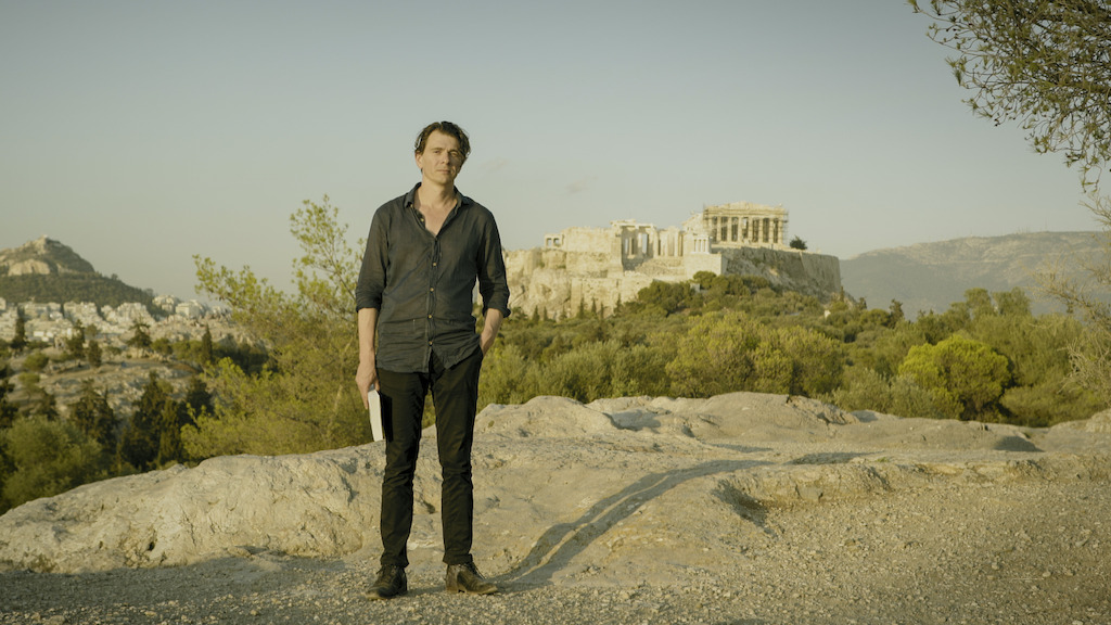 Made in Europe - aflevering 1 : Dimitri Verhulst aan de Acropolis - (c) Reinier van Brummelen
