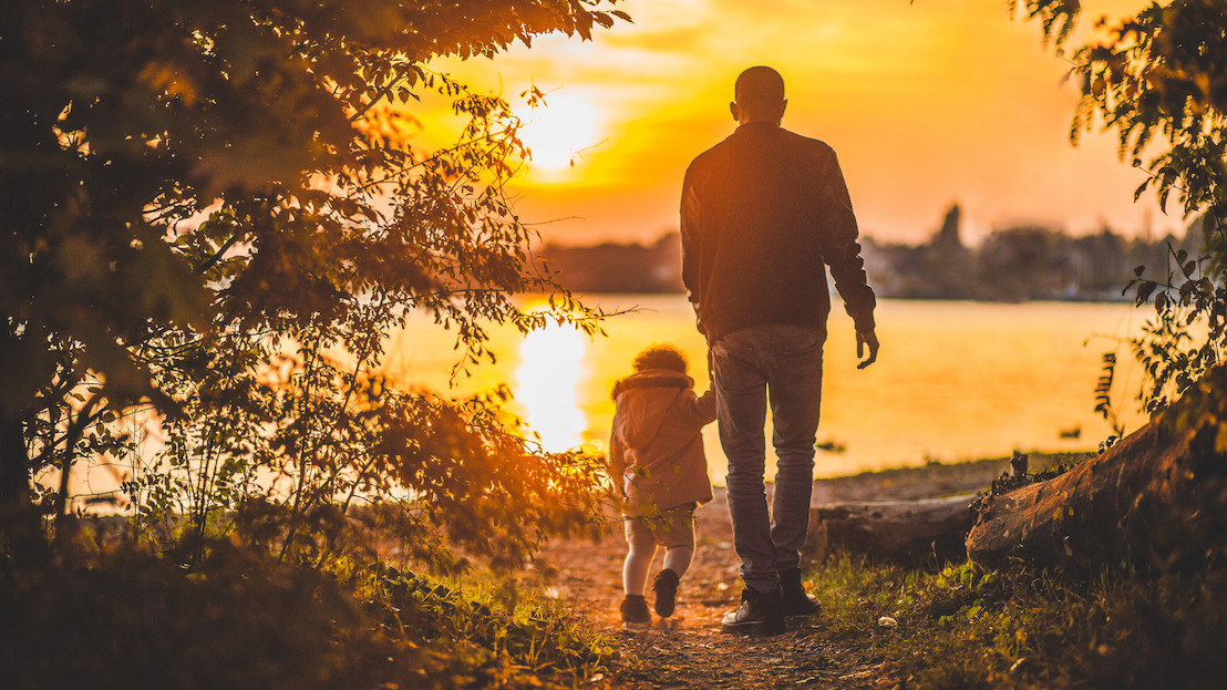 A third of Australian kids say their dads work too much – new study