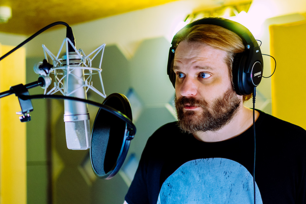 Gronkh bei den Sprachaufnahmen