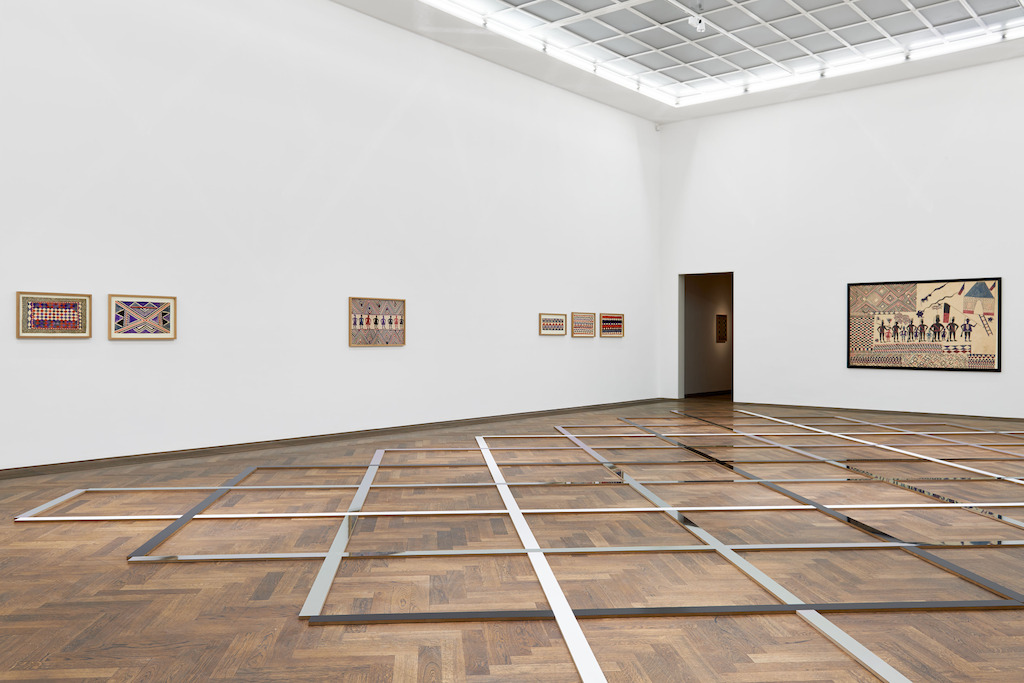 Tshela tendu & Vincent Meessen, Patterns for Re(cognition). Installation view Kunsthalle Basel 2015 Photo © Philipp Hänger