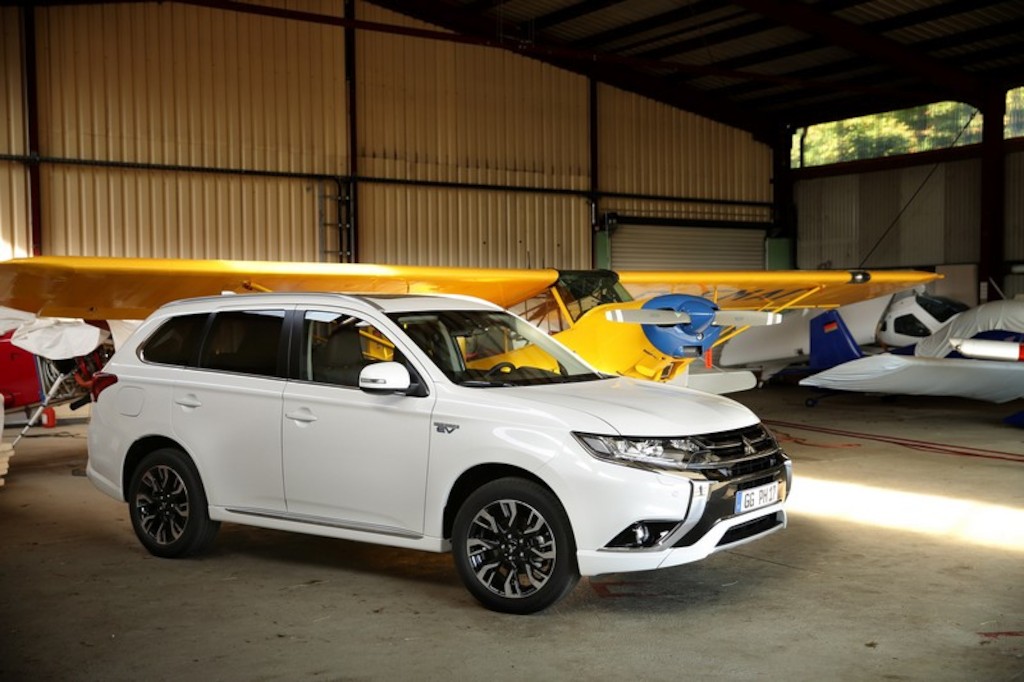 Outlander PHEV MY2017