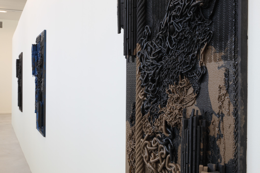 Isabelle Cornaro, Orgon Doors I, 2013<br/>© de kunstenaar & M-Museum Leuven / Dirk Pauwels