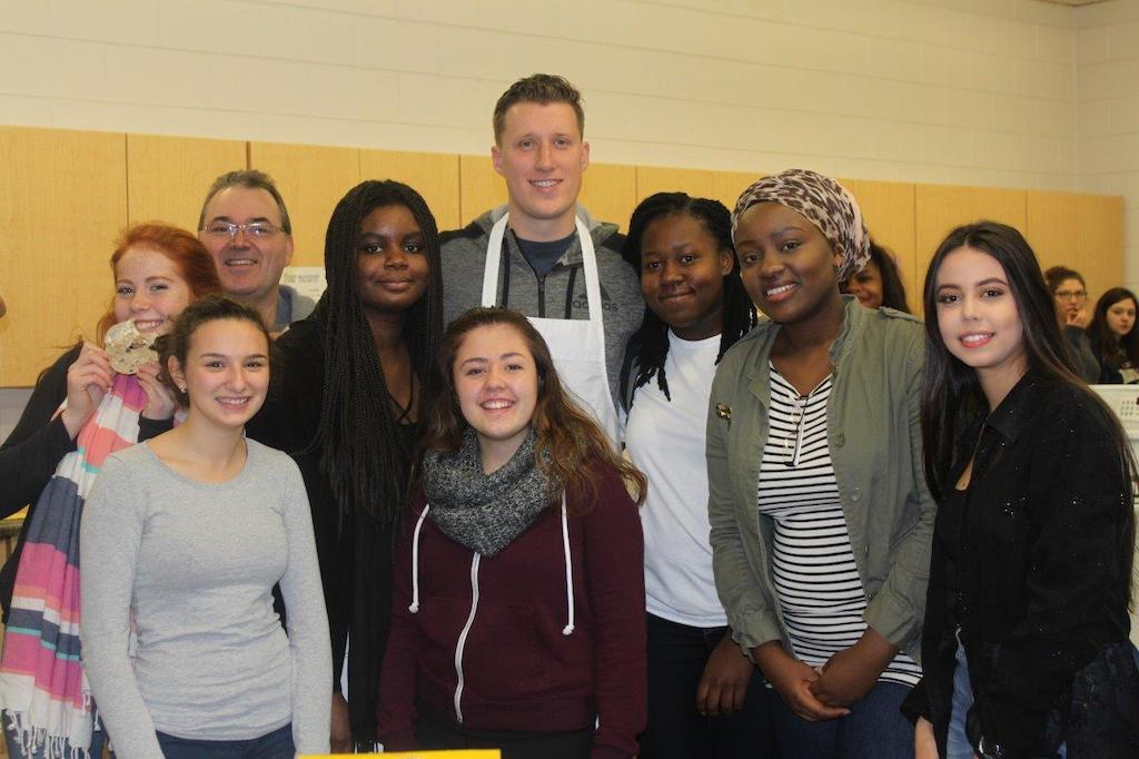 Drew Willy visiting the College Louis-Riel breakfast club this morning