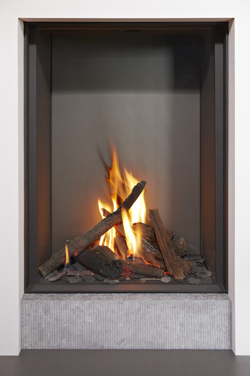 Tulp de stûv : le foyer design au gaz avec 'woodburner'